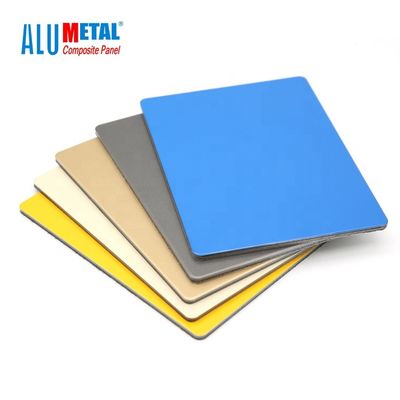 Panel Komposit Aluminium PVDF Luar Ruangan Bahan Permukaan Disikat Cladding 4mm