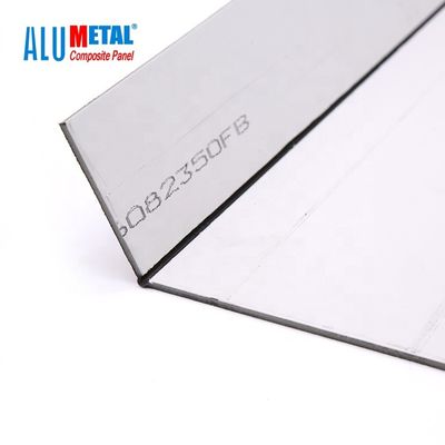 Dibond 3mm PVDF Aluminium Composite Panel Acp Mirror Sheet Permukaan Anodized Untuk Iklan