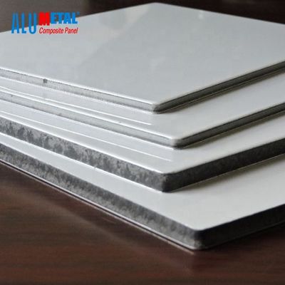 2mm Tahan Api Aluminium Composite Panel Wall Cladding Fluorocarbon Alloy 1100