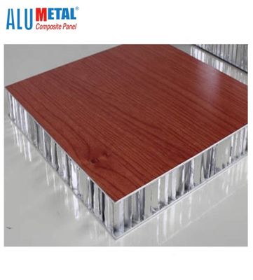 PVDF 4mm Aluminium Plastik Honeycomb Composite Panel Kedap Suara 5052 1570mm