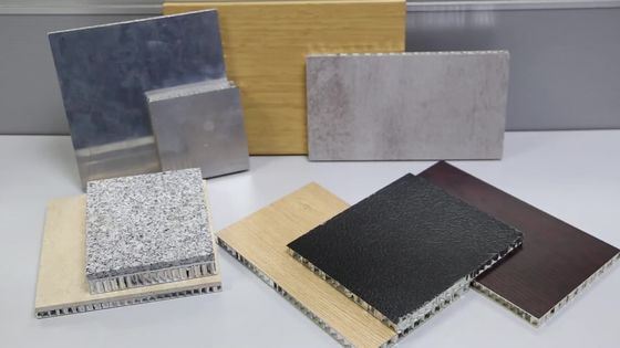 Panel Sarang Lebah Aluminium Permukaan Timbul