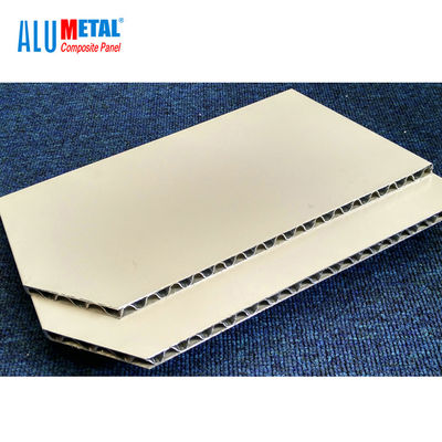 A2 FR Aluminium Corrugated Panel Sandwich Board 1250mm 4mm Permukaan Nano