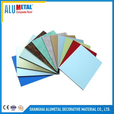Panel Komposit Aluminium PVDF 4mm Luar Ruangan Untuk Dinding Cladding