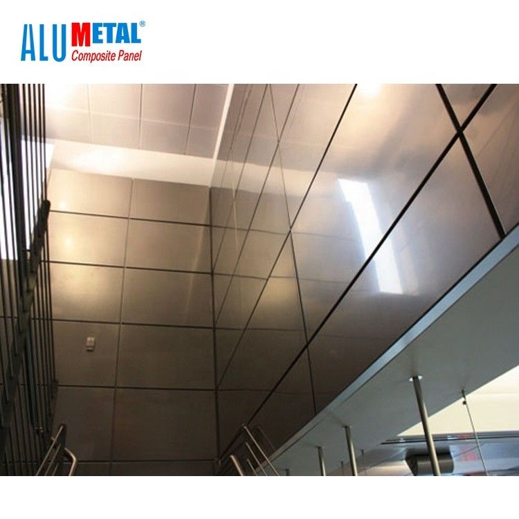 1000MM PE Dekoratif Aluminium Composite Cladding Panel Lembar Stainless Steel 6mm FEVE