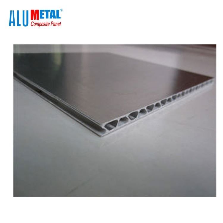 1500MM FEVE Aluminium Corrugated Panel Interior ACP Sheet Gloss 5800mm