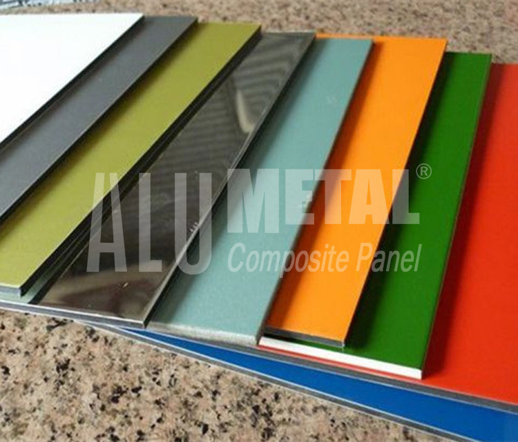 Papan Tanda Periklanan Inti PE yang tidak dapat dipecahkan Signage Aluminium Plastic Composite Panel